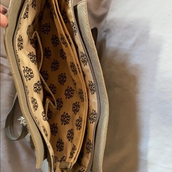 Purse - Picture 2 of 6